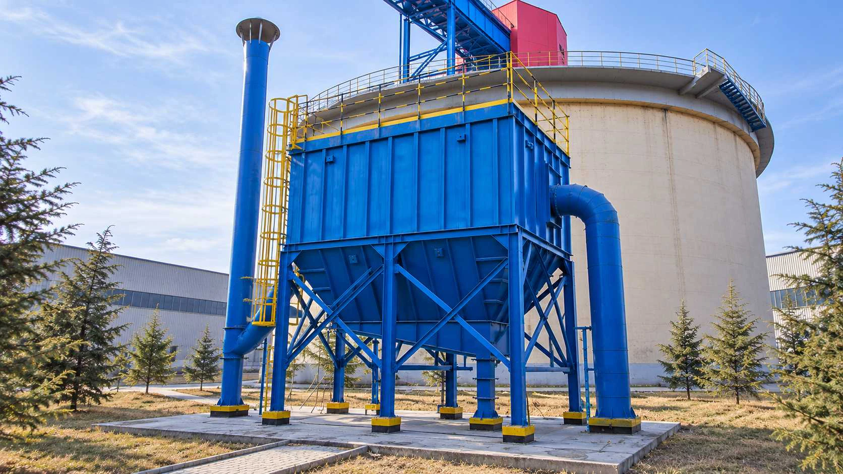 FMPD baghouse with filter housing, lower dust hoppers and connected process ducting